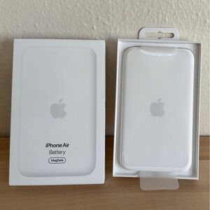 Apple iPhone Air Battery in White